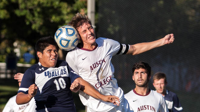 Austin College and Southwestern Advance to SCAC Men's Soccer Semifinals