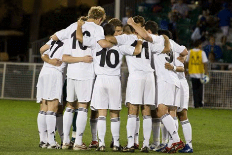 Tiger Men's Soccer Advances to Sectionals With Shutout Win