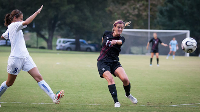 Trinity moves to third in NSCAA/Continental Tire top 25 women's poll