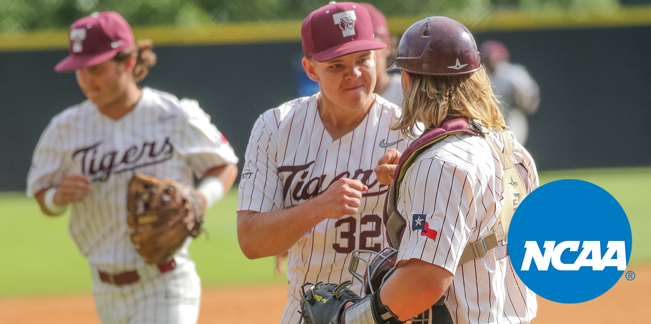 Trinity Baseball Returns to NCAA III World Series, Completes Road Sweep at BSC, 14-8