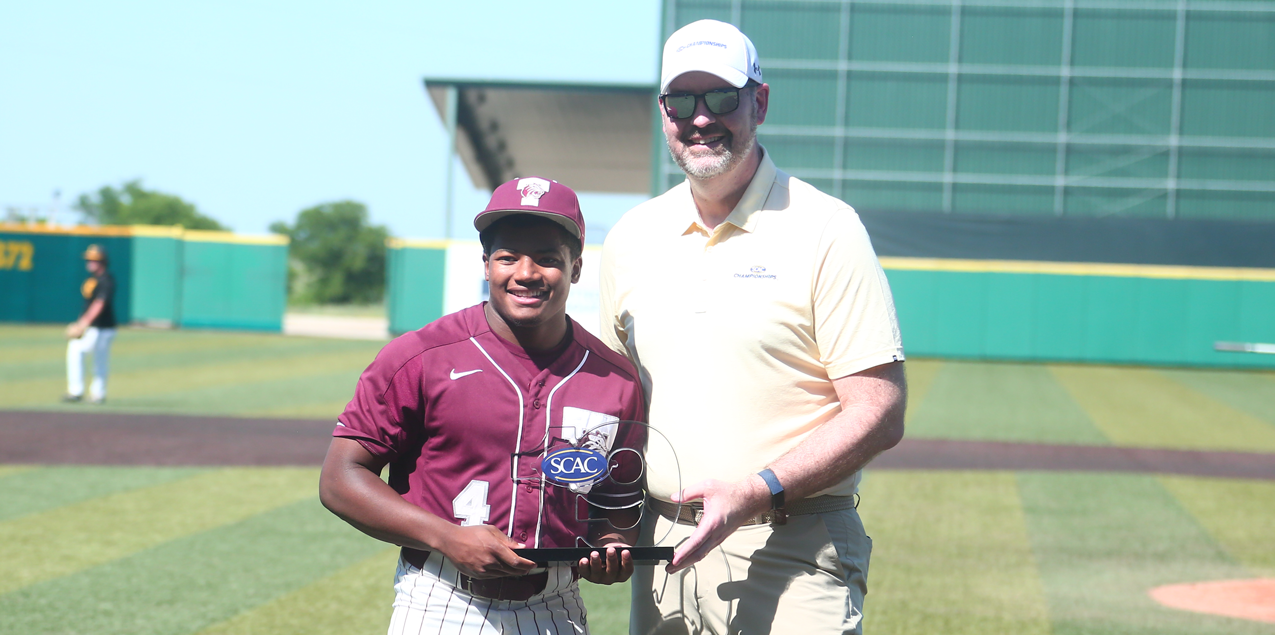 Trinity's Gore Named SCAC Baseball Elite 19 Award Recipient