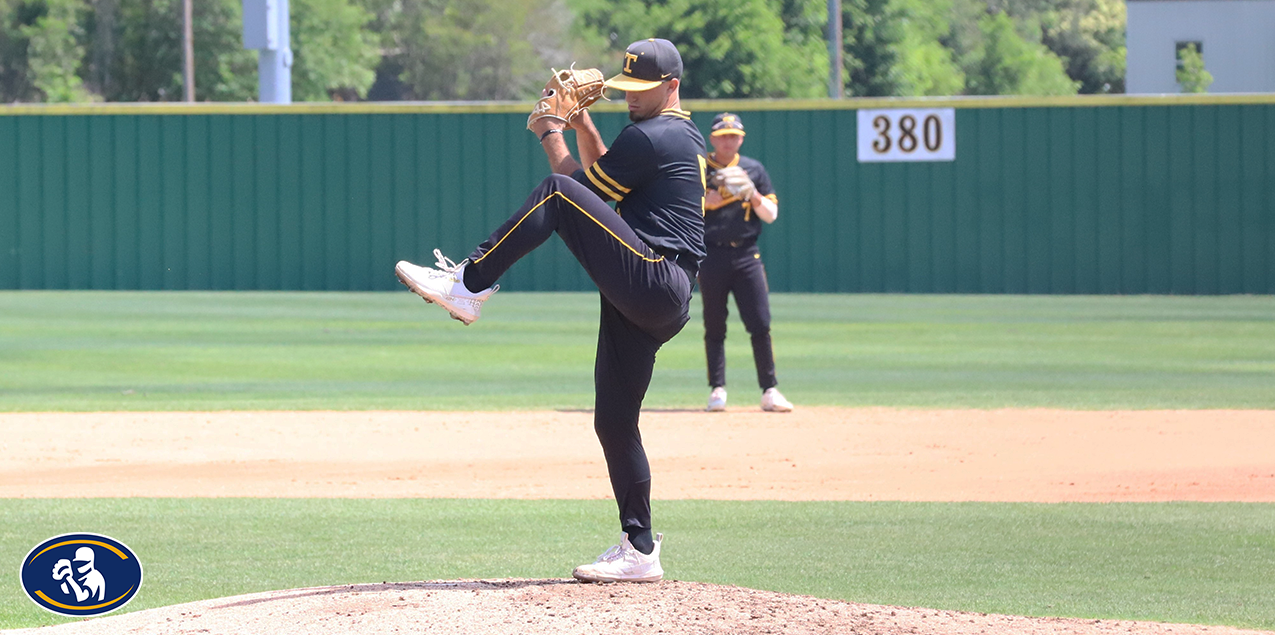 Blade Strzelczyk, Texas Lutheran University, Pitcher of the Week (Week 12)