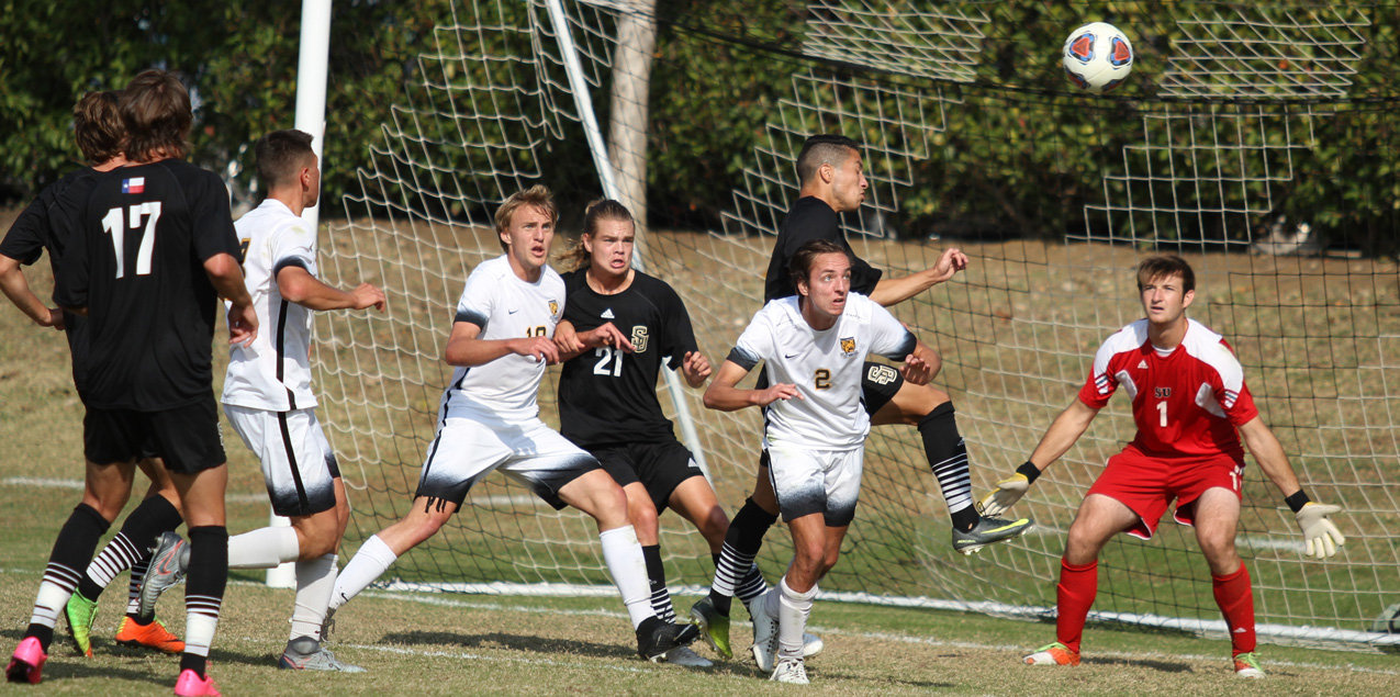 Austin College and Southwestern Advance to Men's Soccer Tourney Semifinals