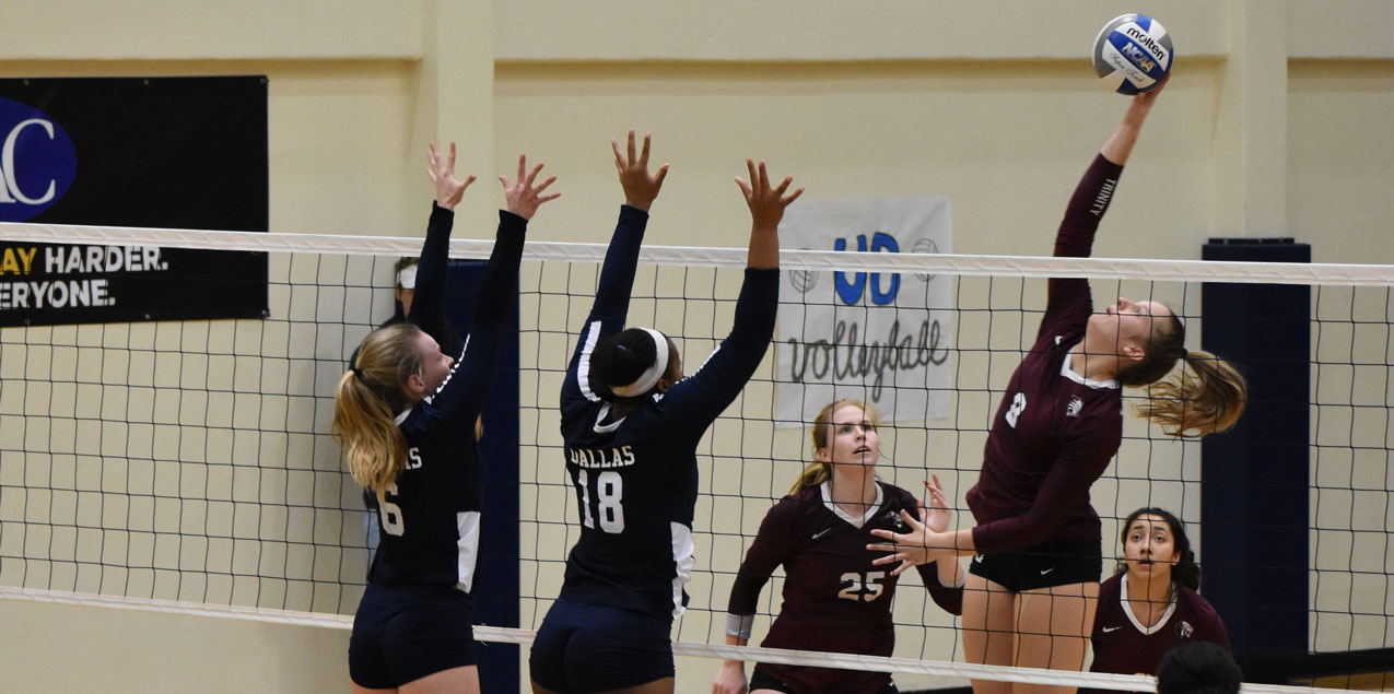 Trinity Finishes Third at 2018 SCAC Volleyball Tourney